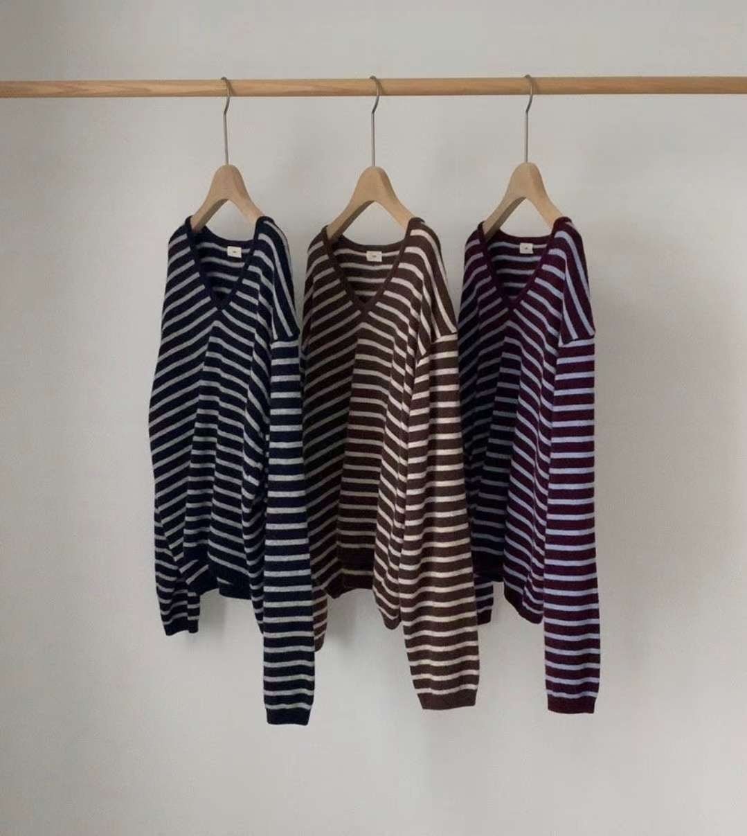 s.t v neck knit-3col