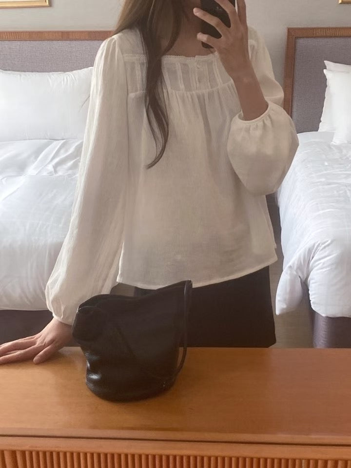 Tabby blouse