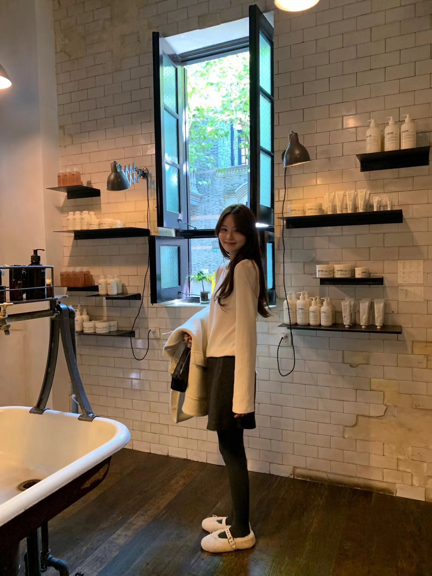 Ounce pleats boat nack T-2col