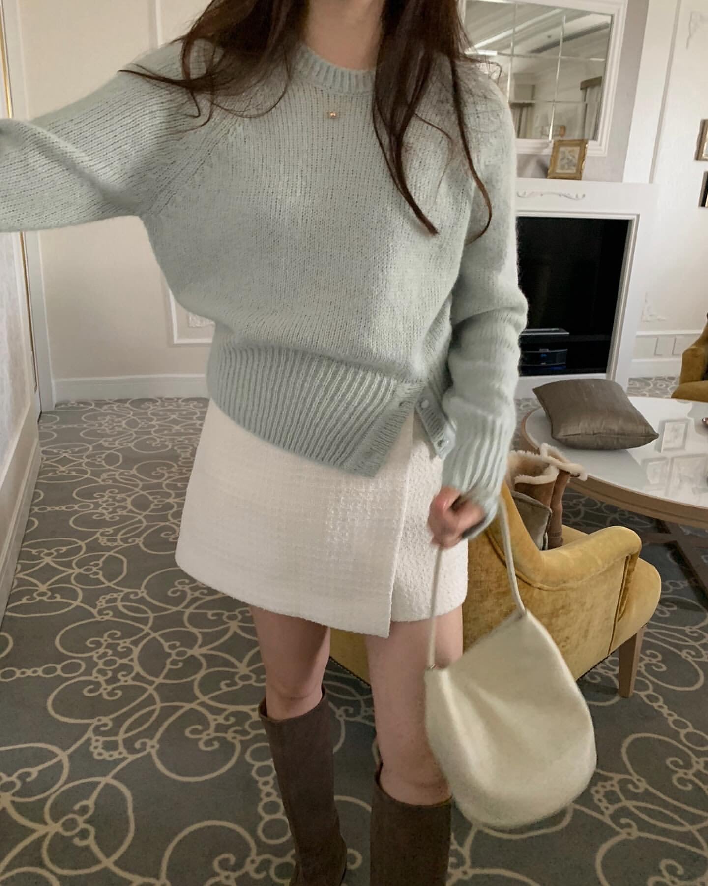 an open button knit-3col