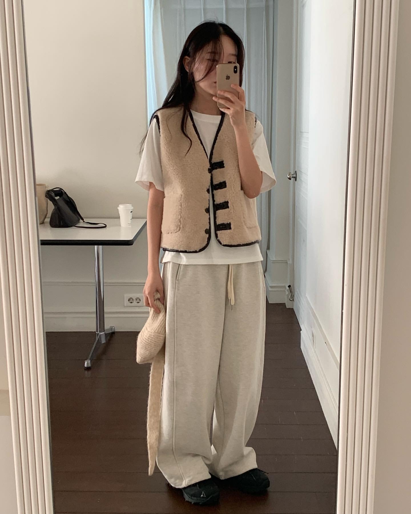 Judy pants2col