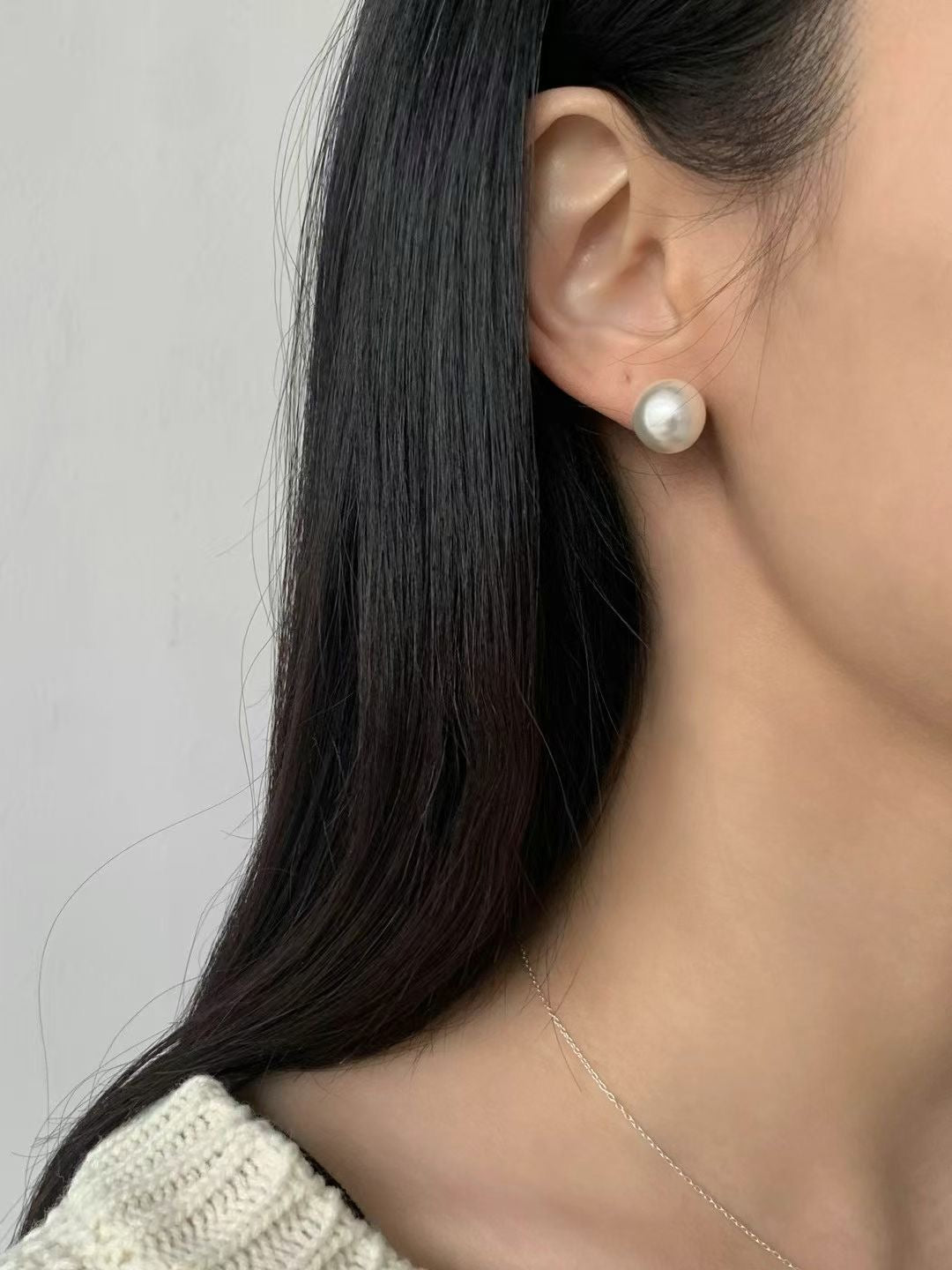 pearl earrings