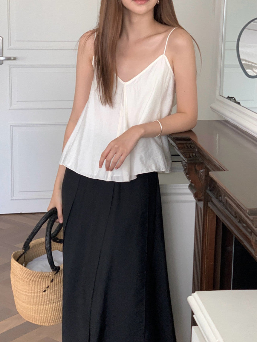 Move slit sleeveless blouse-2col