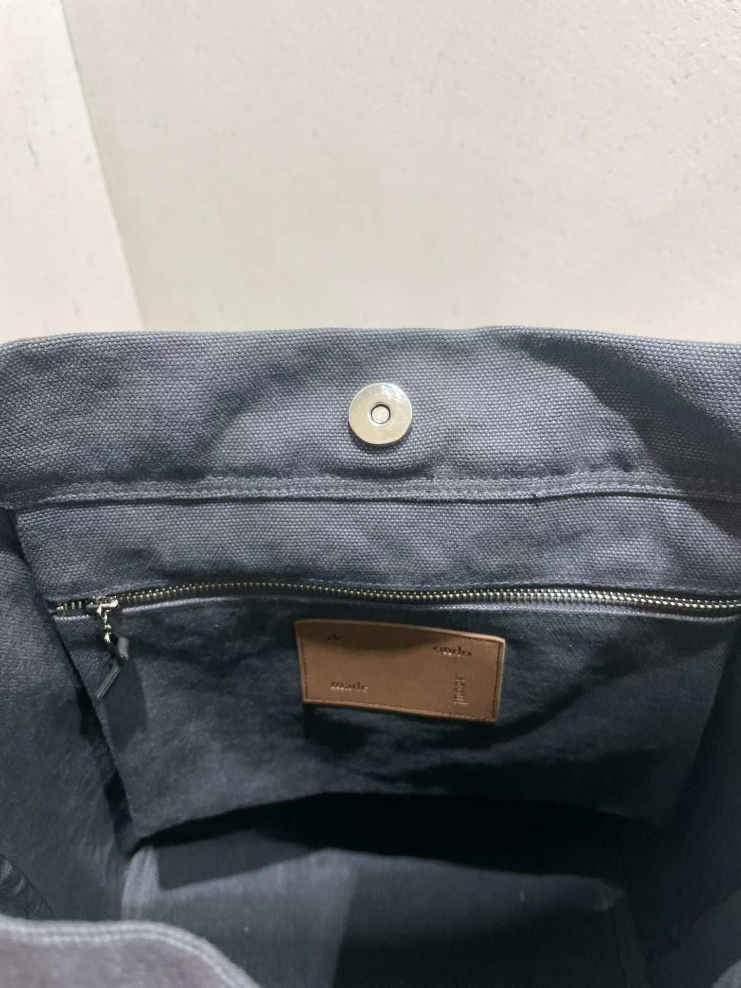 deondo canvas leather belted bag-2col