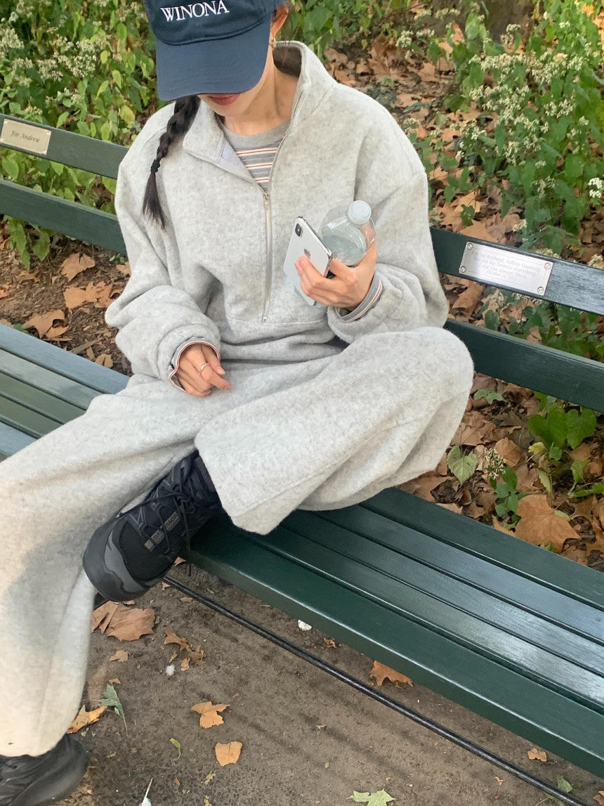 warm sweatpants-3col