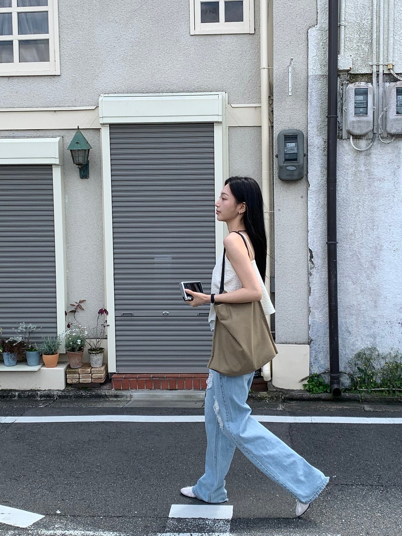 Mood straight damage denim