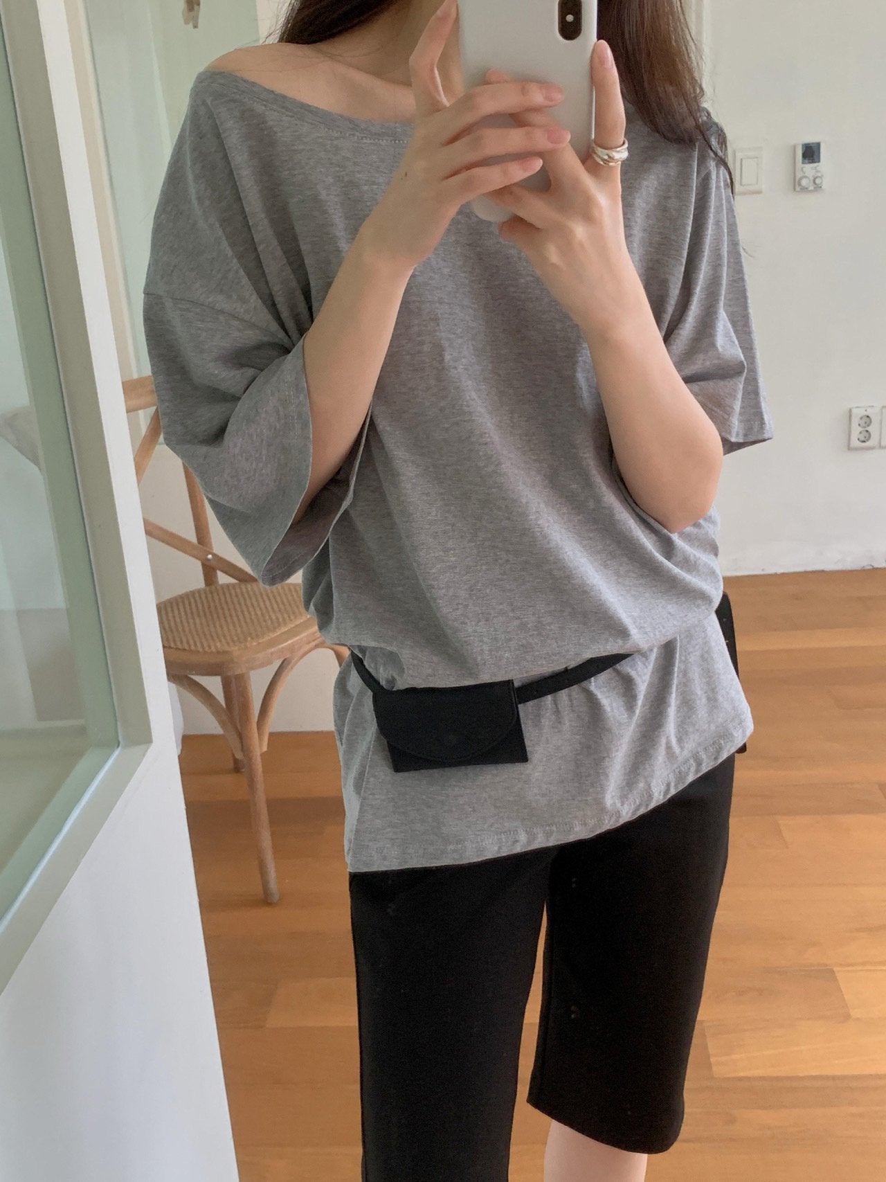 Off-shoulder T-4col