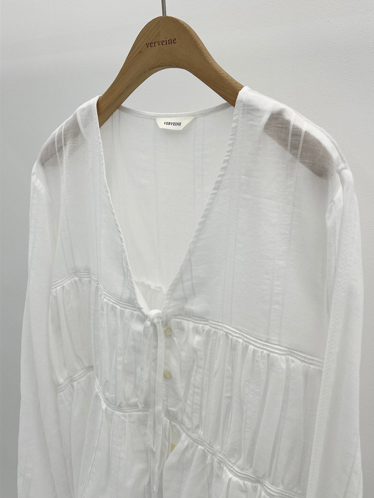 Arel V-neck string blouse