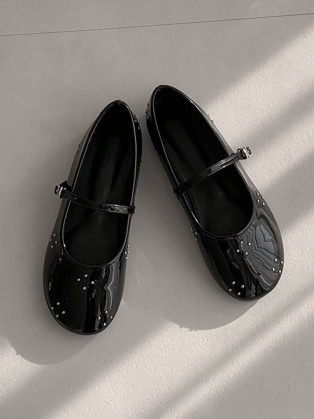 Mini Dot Glossy Flat