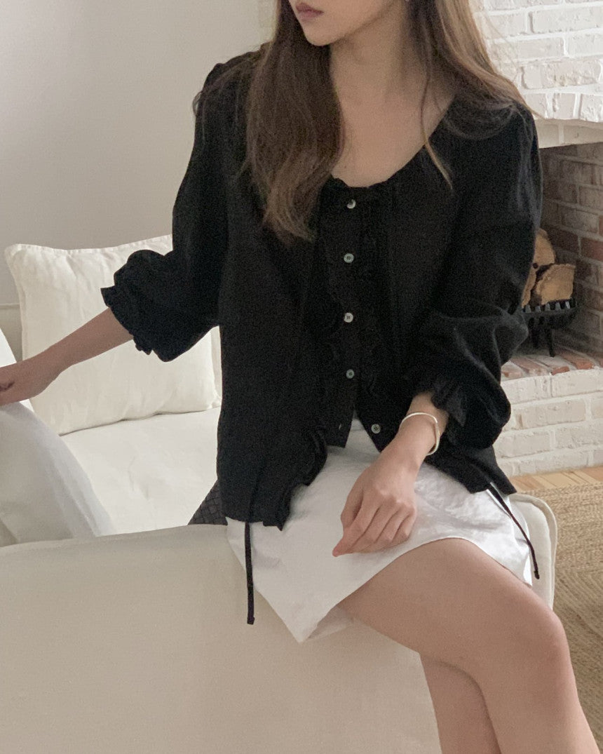 Riel ruffle blouse-2col