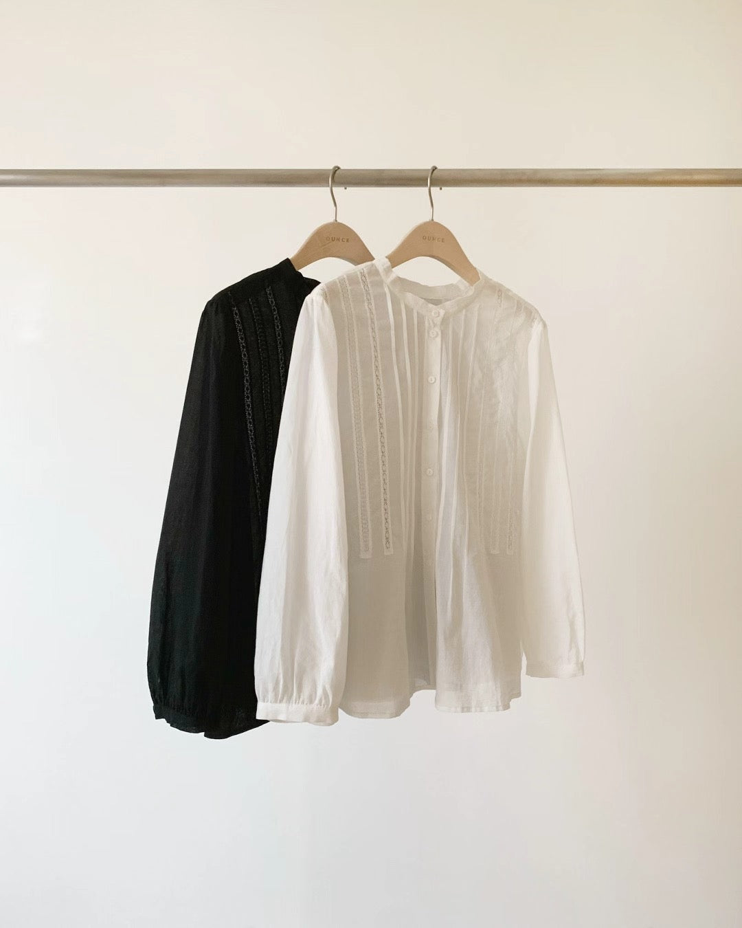 Ounce bone lace blouse-2col