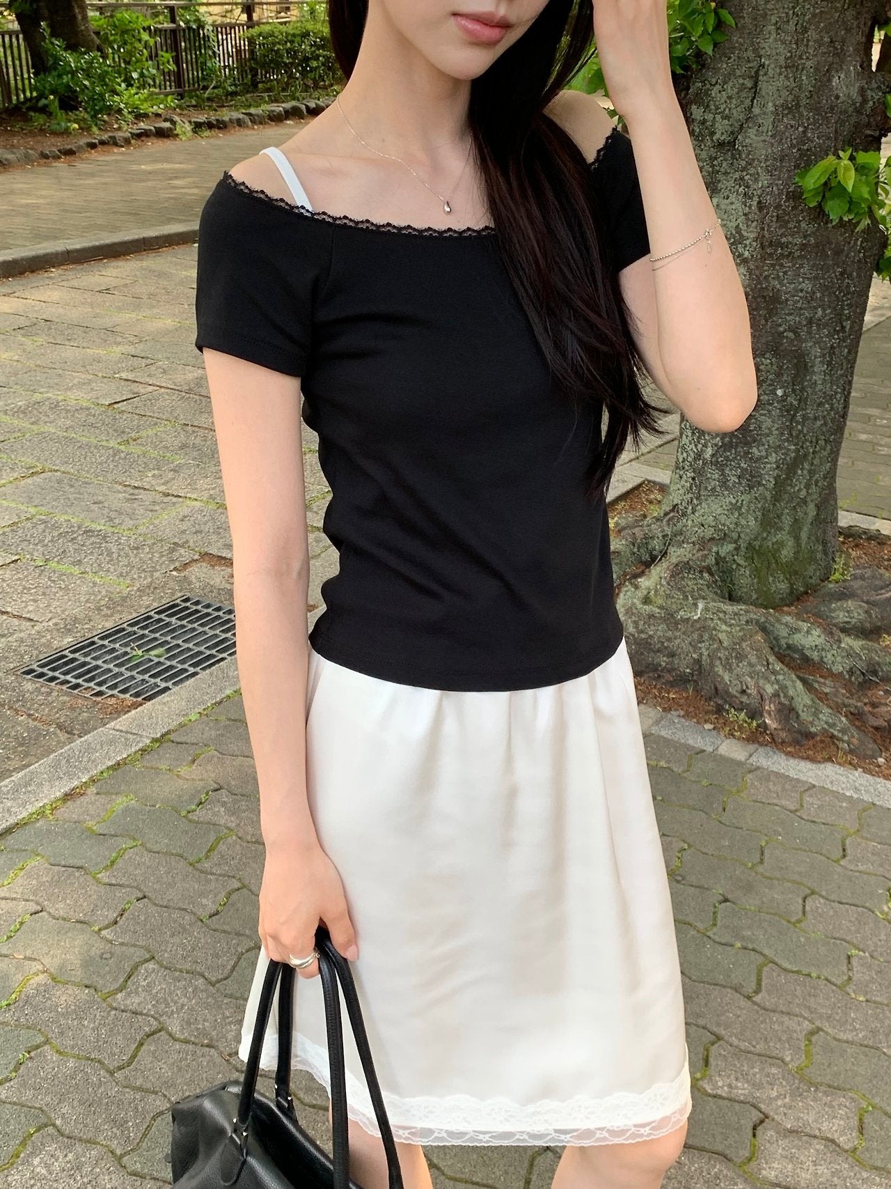 Serin boatneck lace T-3col