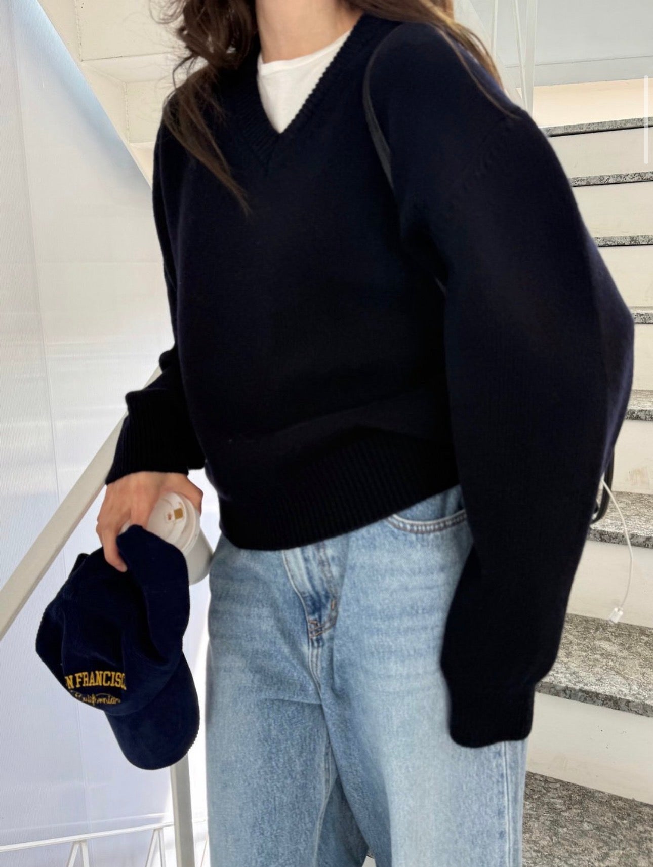 Haus geelong wool v-neck knit-4col