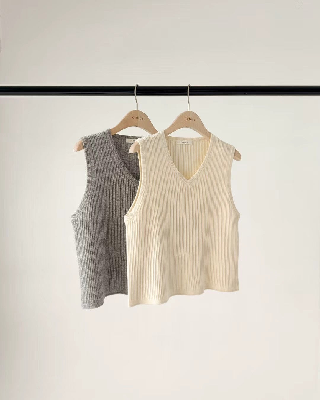 Ounce ria knit vest-2col