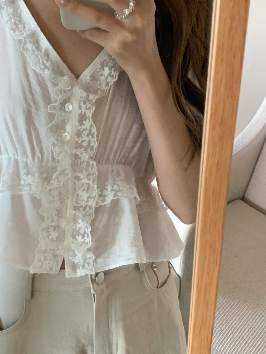 lliter netty lace blouse