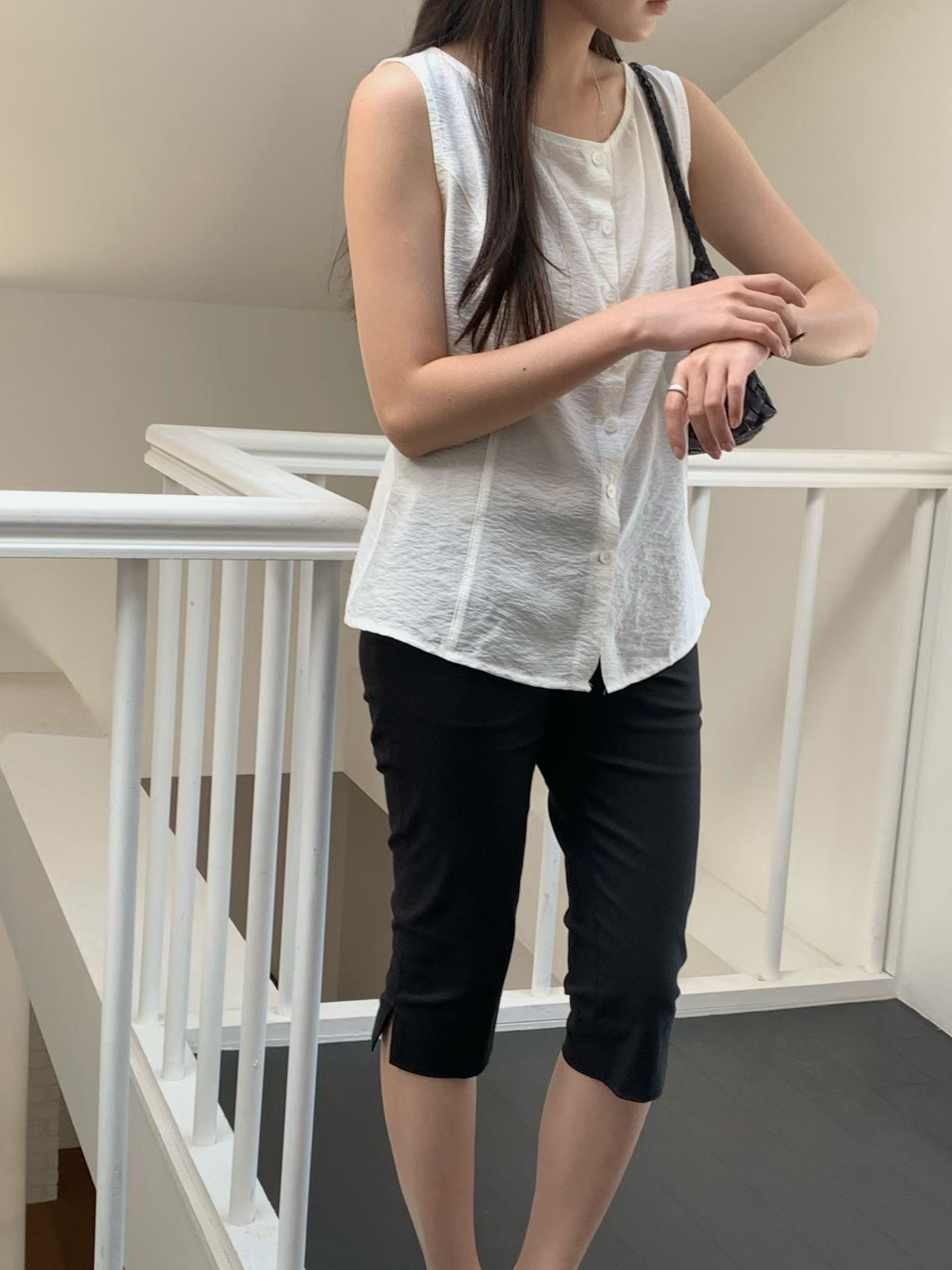 Leanne sleeveless-3col