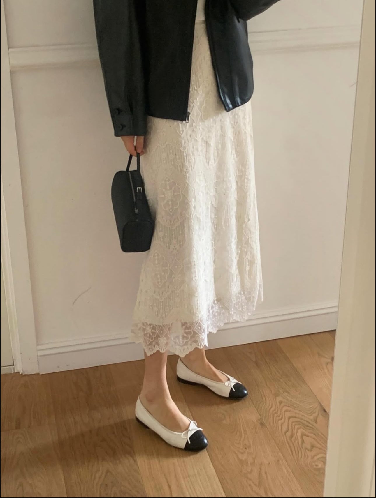 liter venice lace skirt