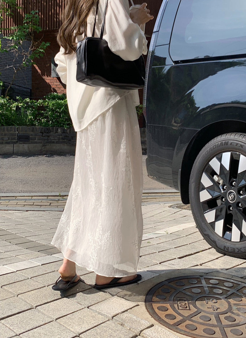 liter ria embroidered chiffon skirt