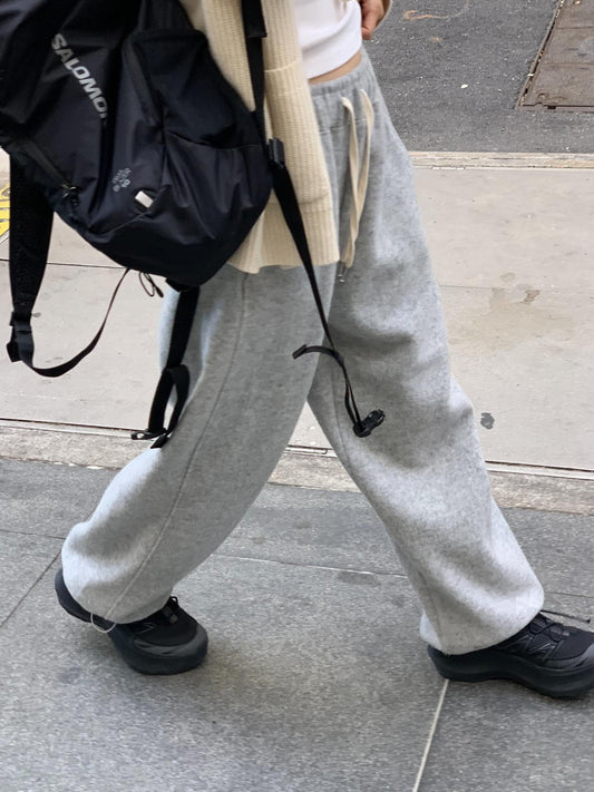 warm sweatpants-3col