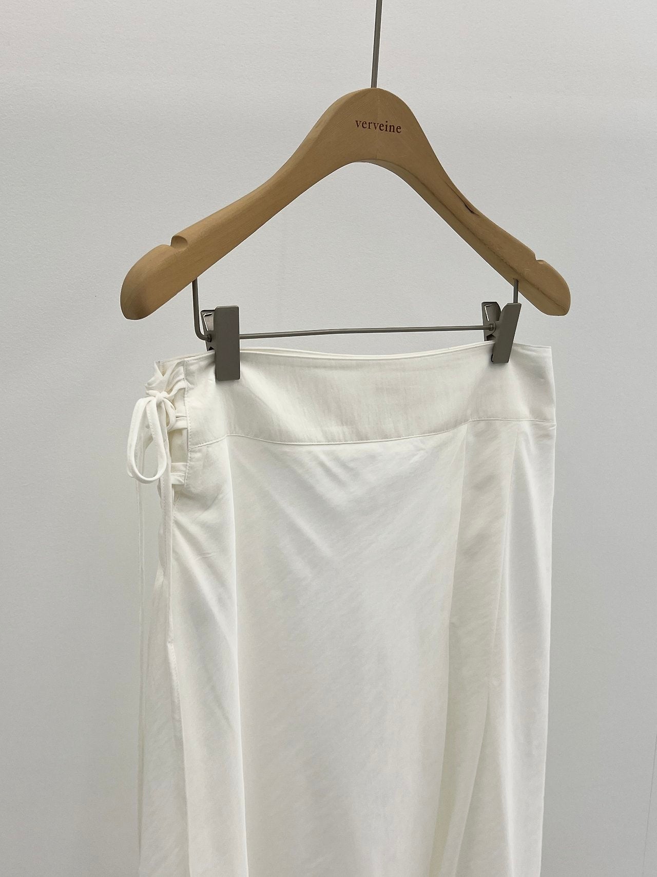 Layered string midi skirt-2col
