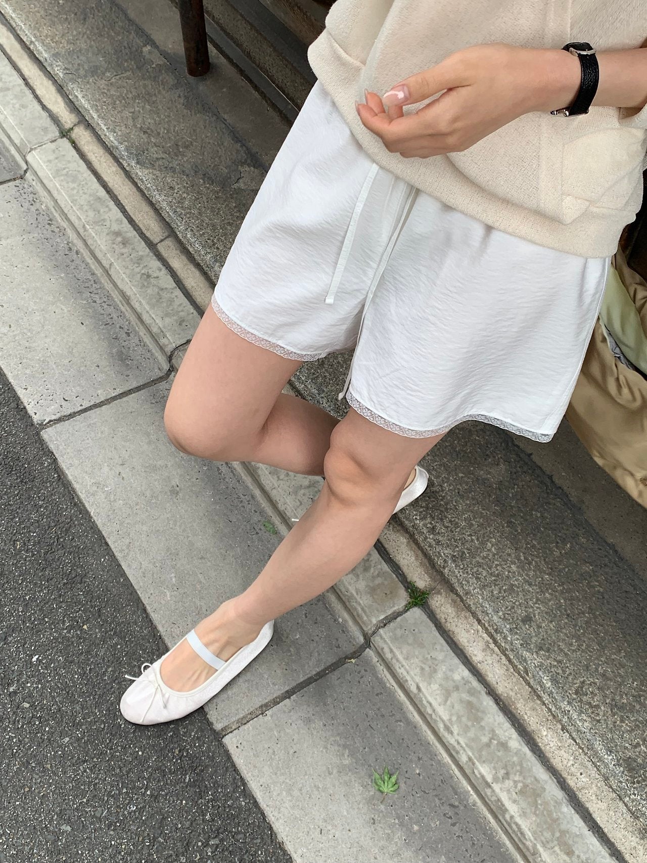 Pure lace half banding pants-3col