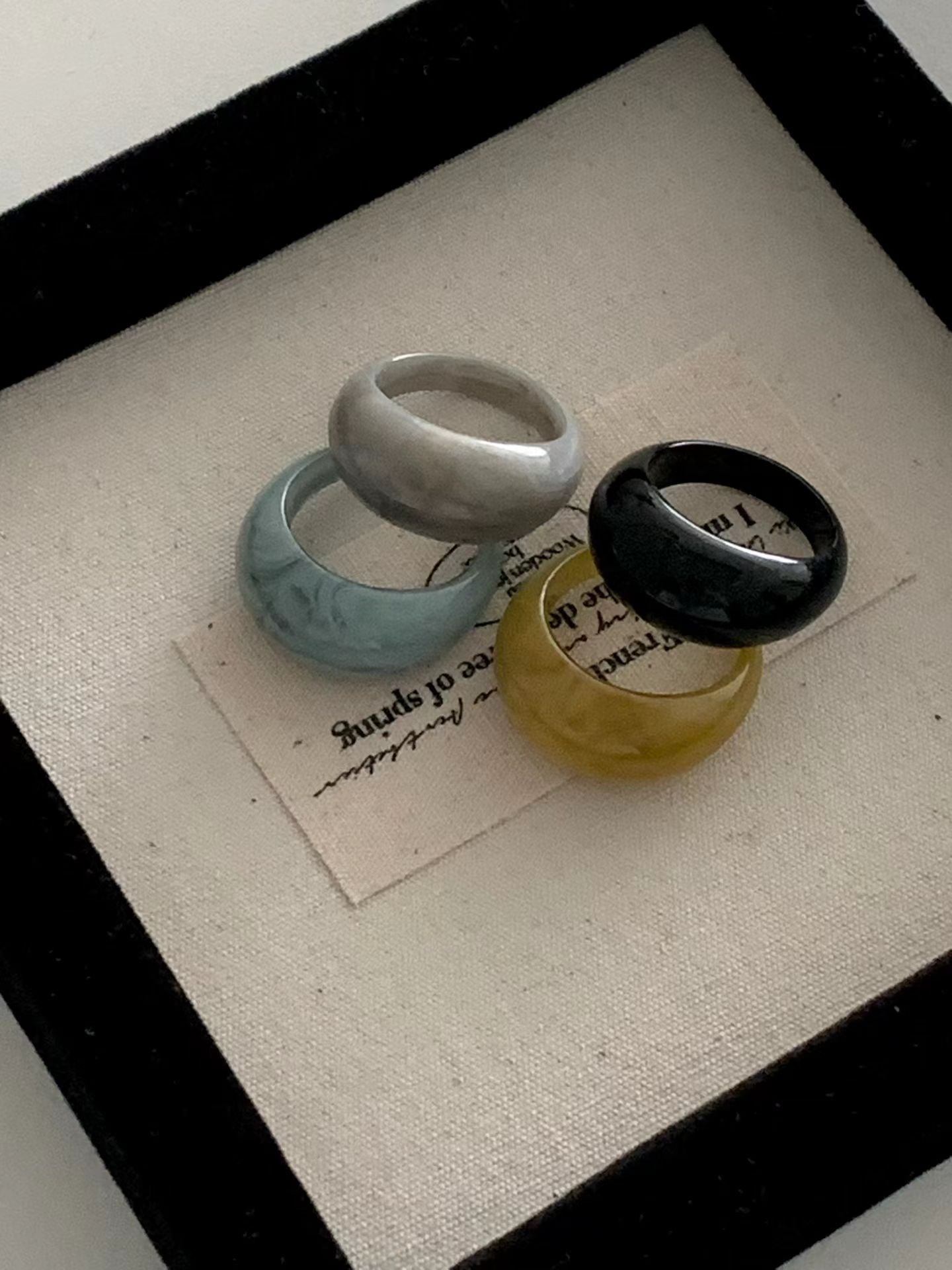Bold Point Acrylic Ring