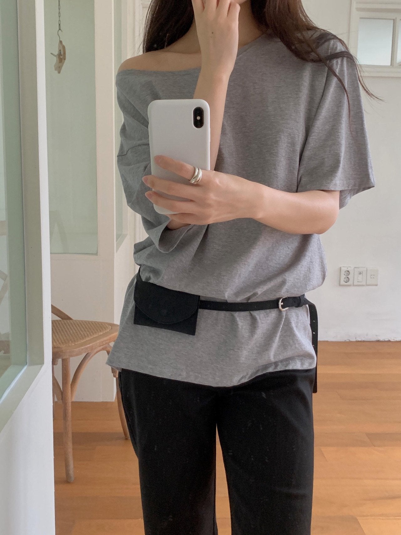 Off-shoulder T-4col