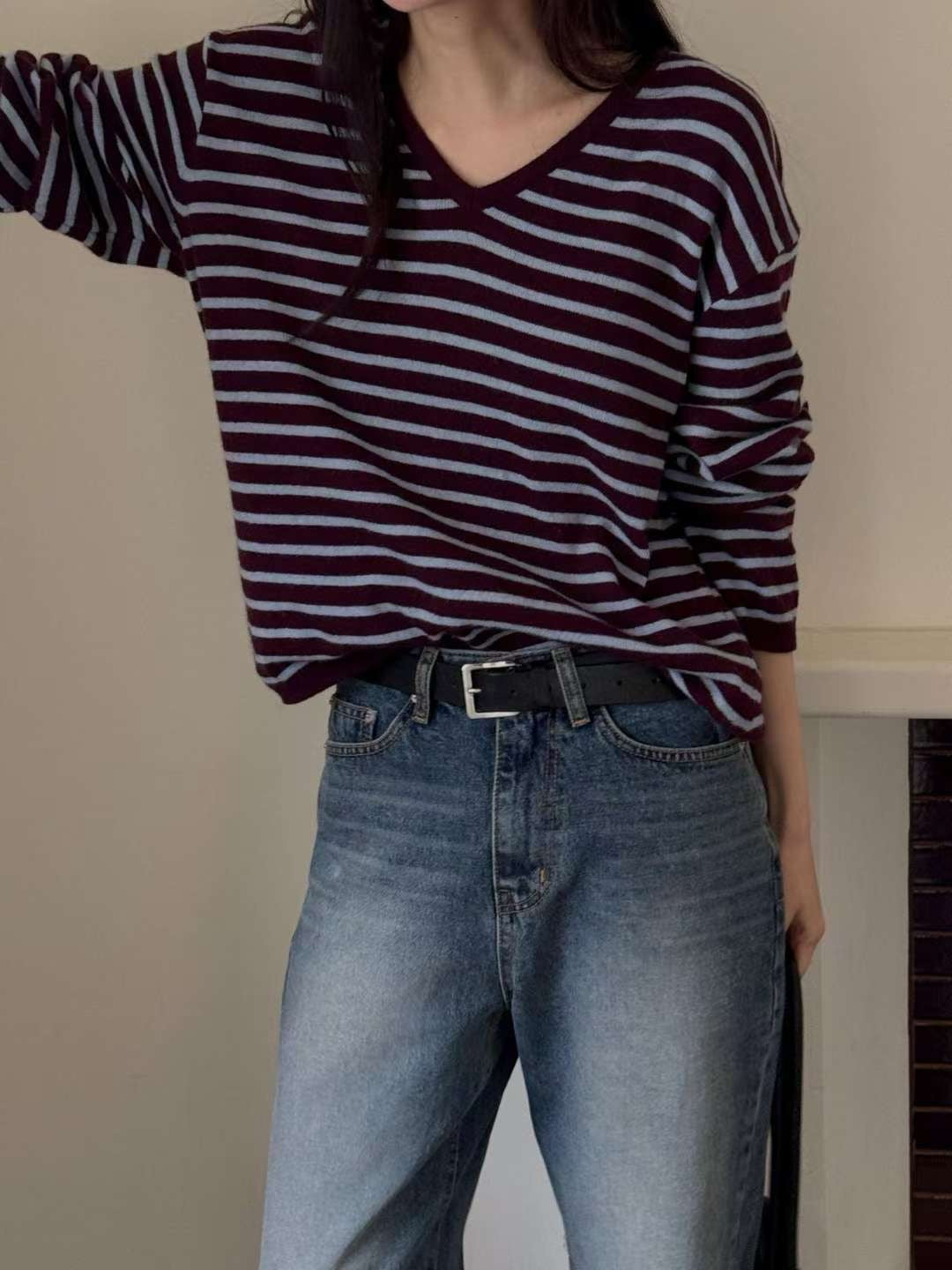 s.t v neck knit-3col