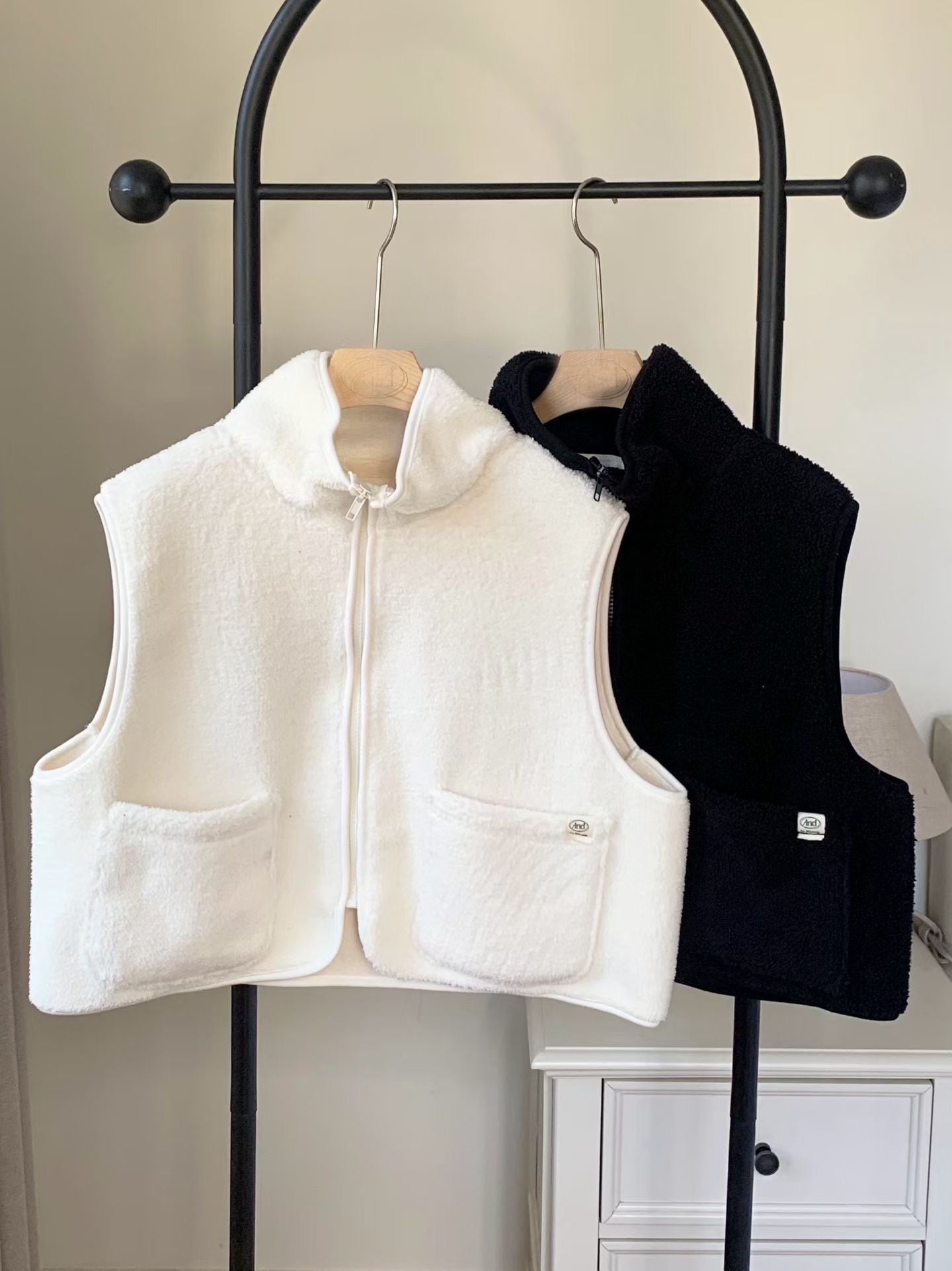 Bear fleece vest zip up-2col