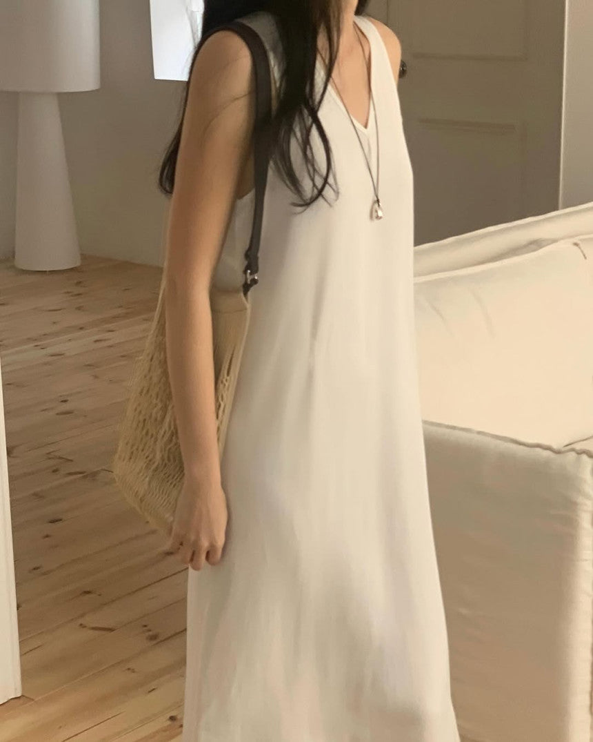 Ridge v-neck back string onepiece