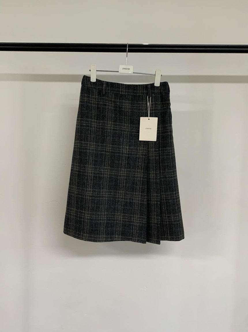 weev check wool skirt