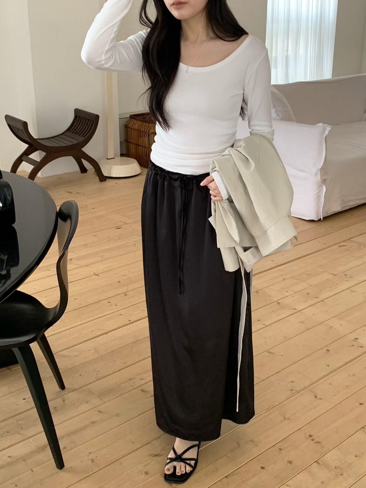 Elin satin long skirt-2col