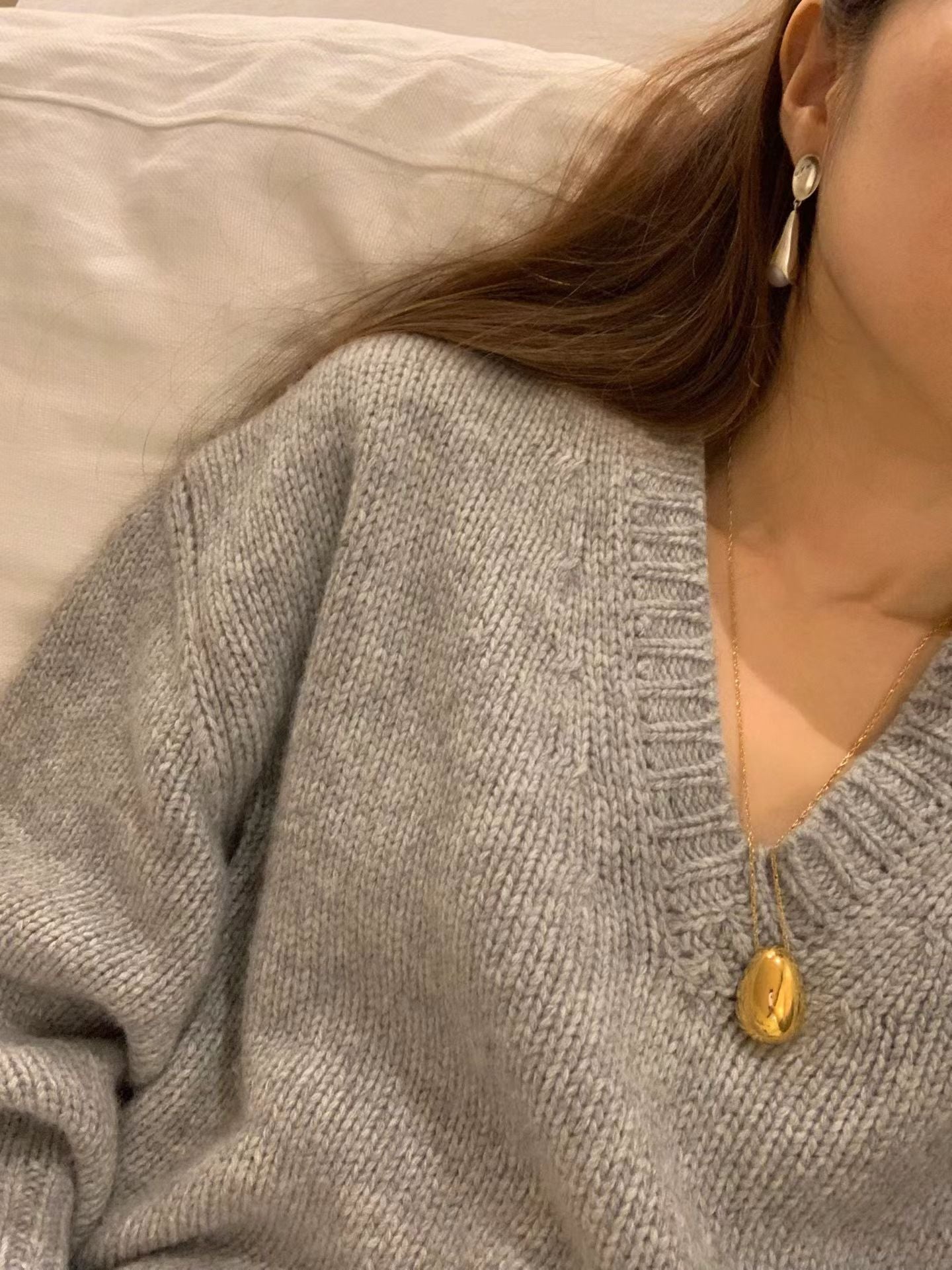 Ounce ron v neck knit-2col