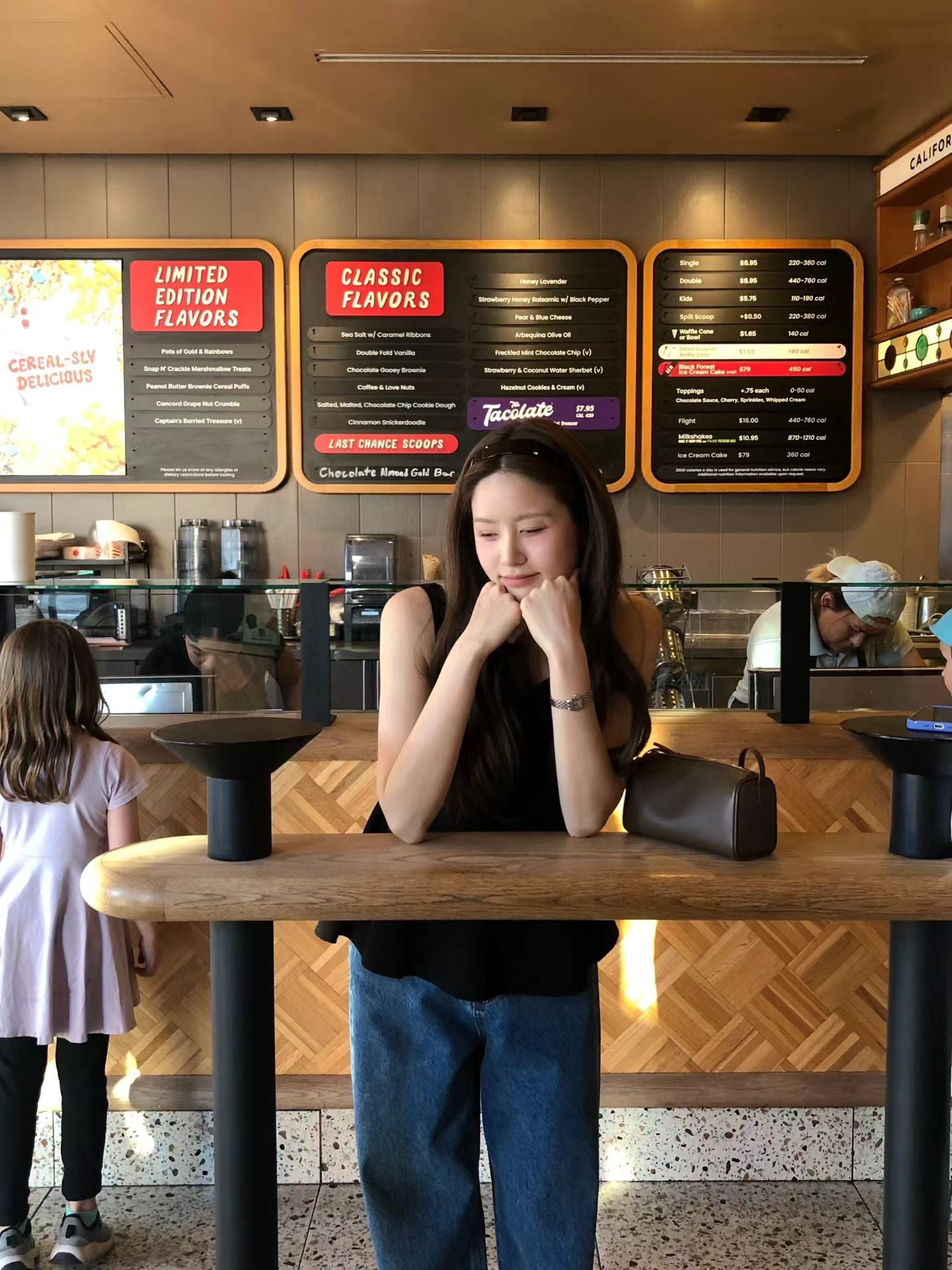 Ounce nas flare blouse-2col