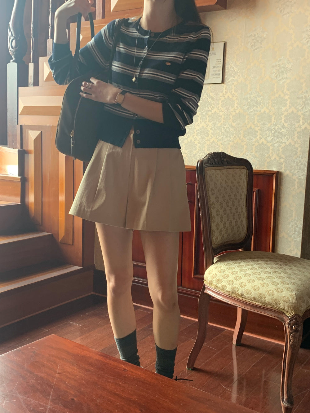 motion s.t cardigan-2col