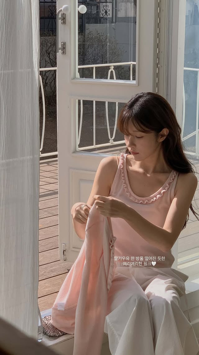 Boni sleeveless&cardigan-3col