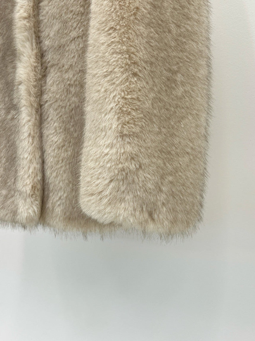 Birkin high neck linkning soft fur jacket
