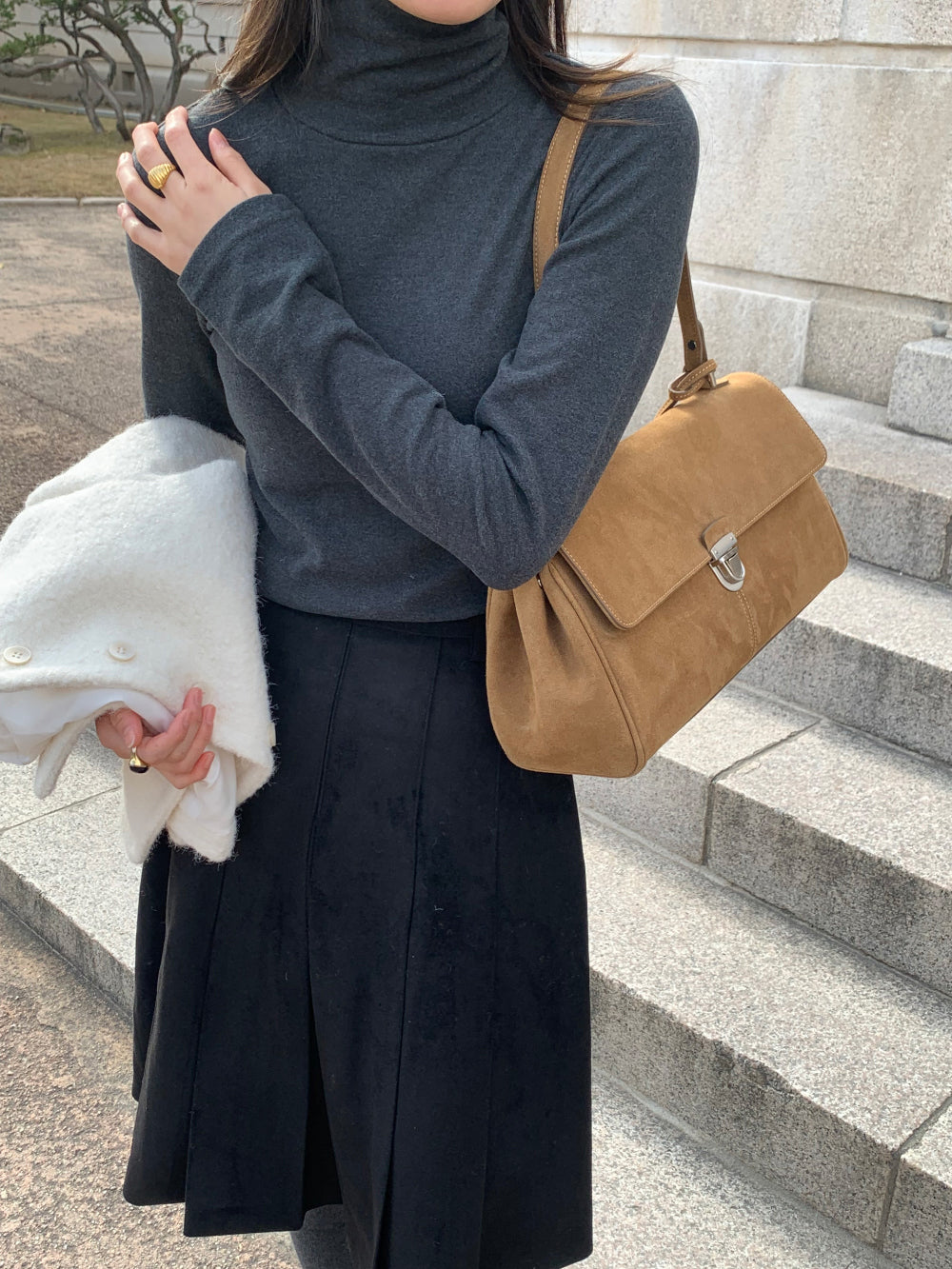 some suede skirt-2col