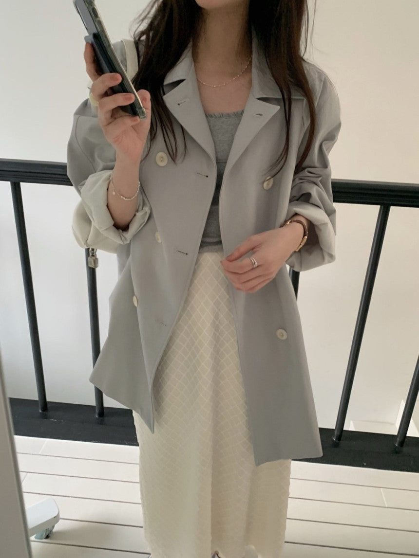 yogurt half-trench-2col