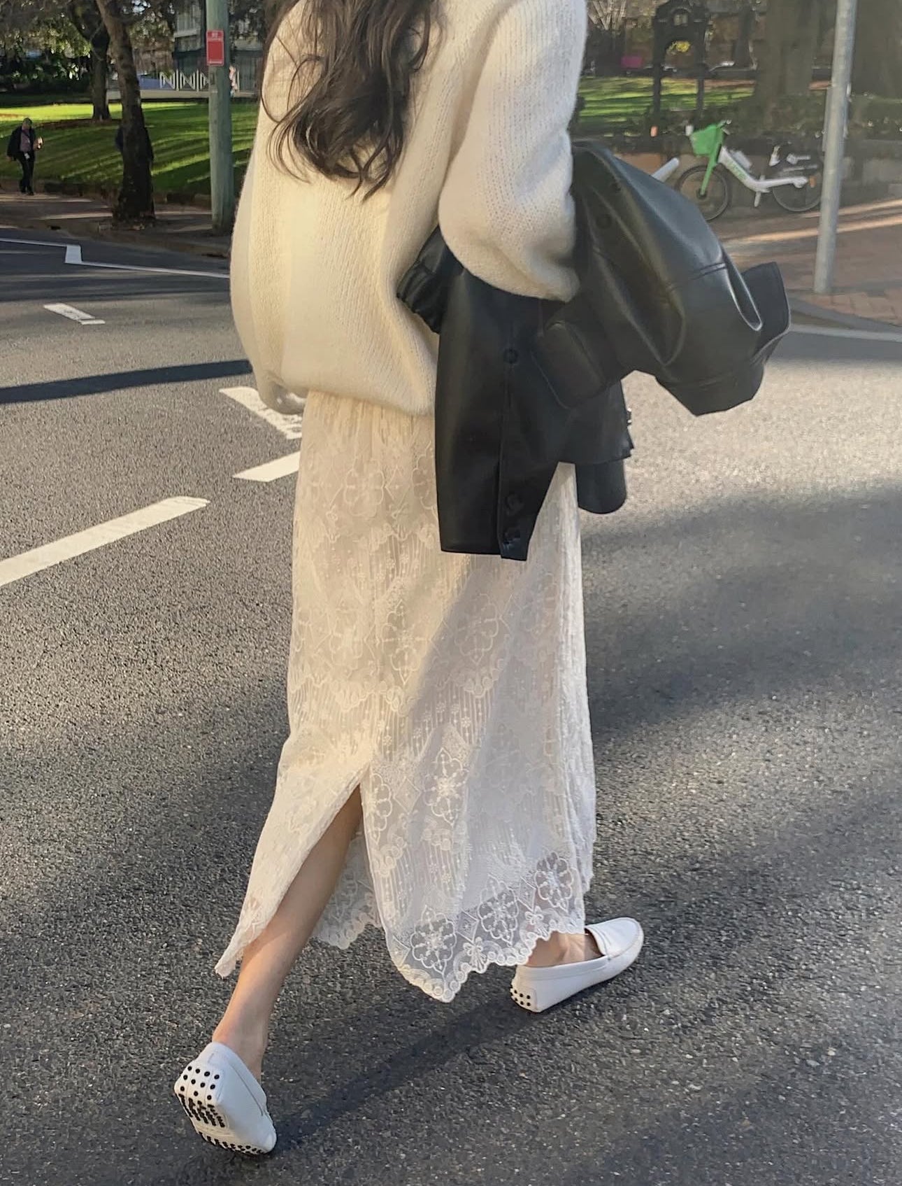 liter venice lace skirt