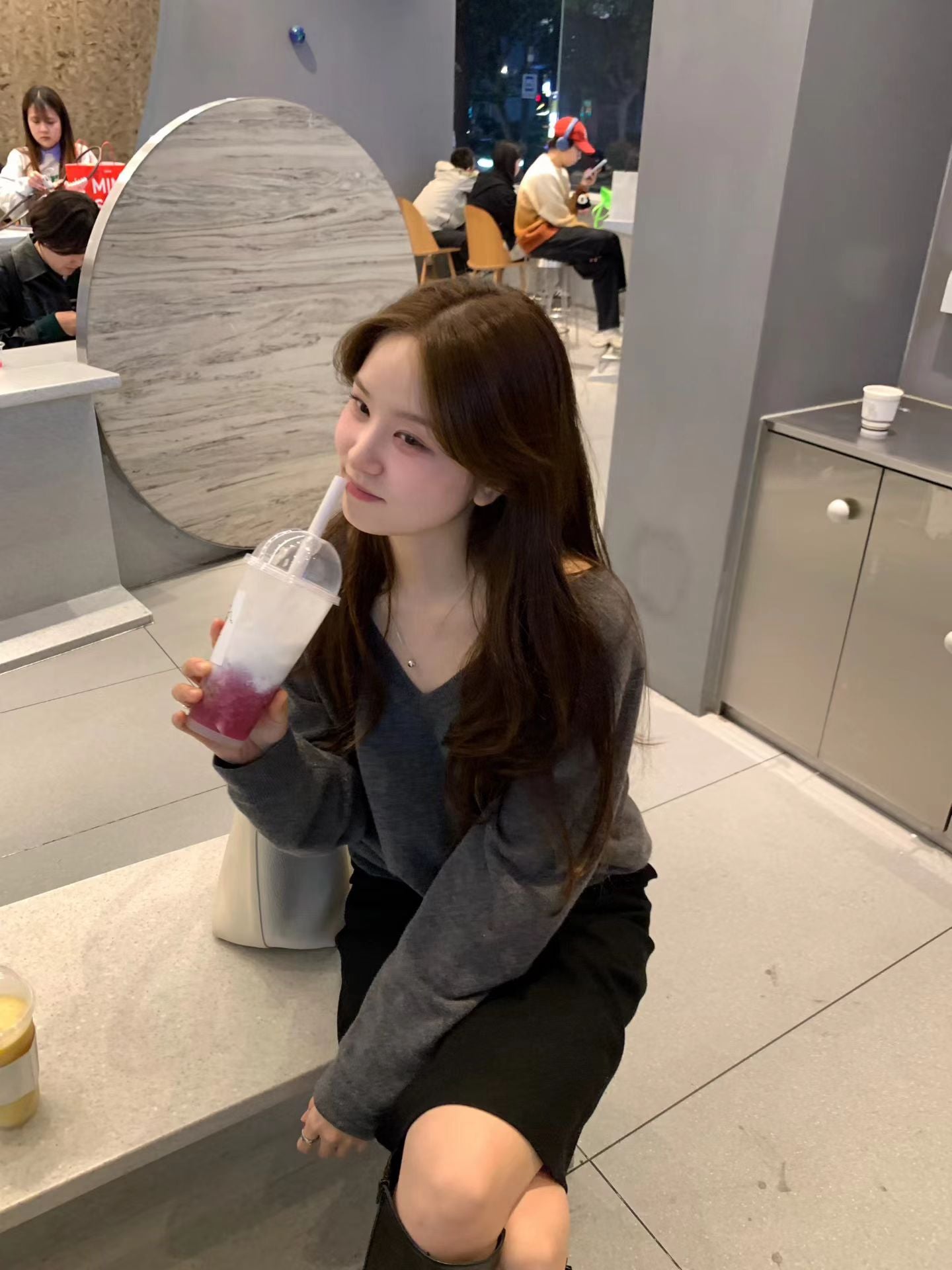 Ounce lage deep V-neck knit-3col