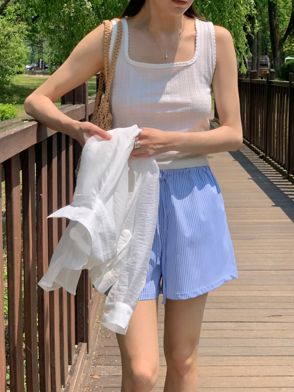 leav sleeveless-2col