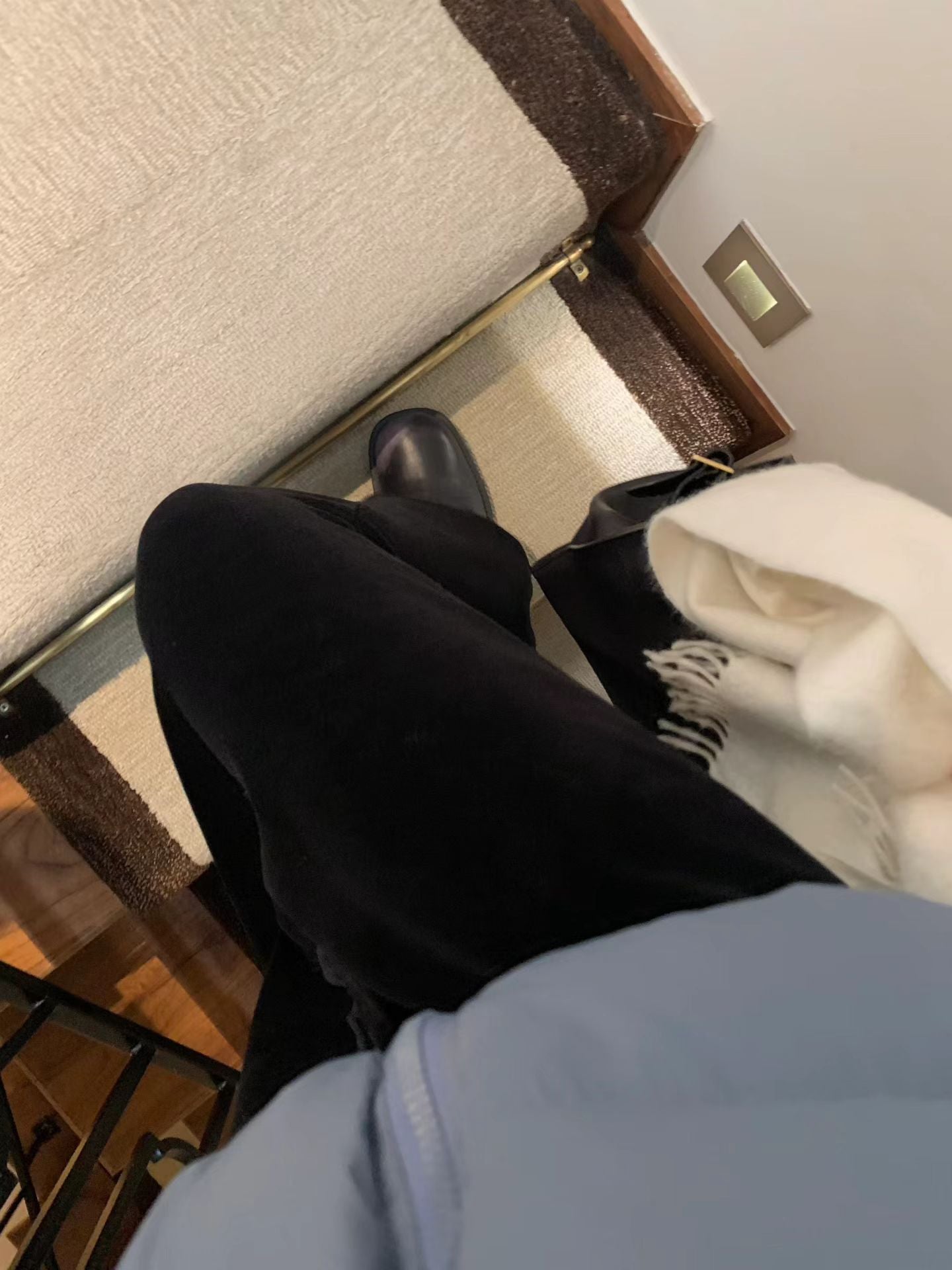 Ounce bunny hoodie padding-3col