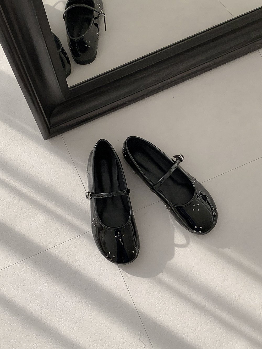 Mini Dot Glossy Flat