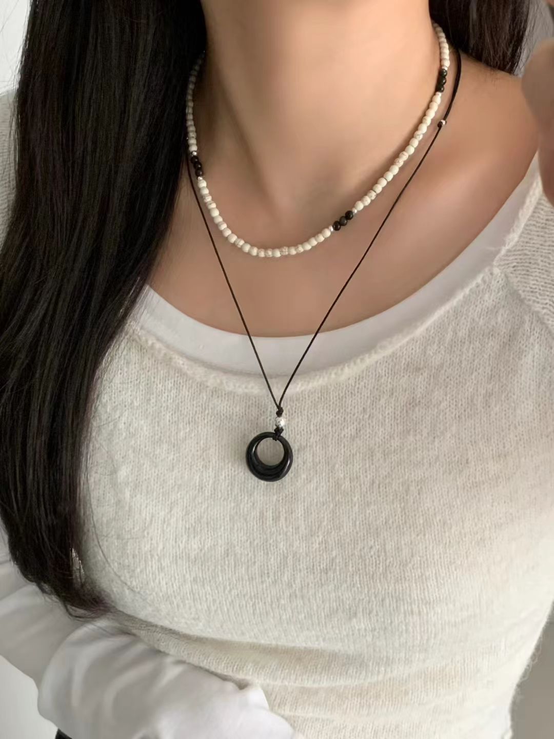 Onyx Fossil Necklace