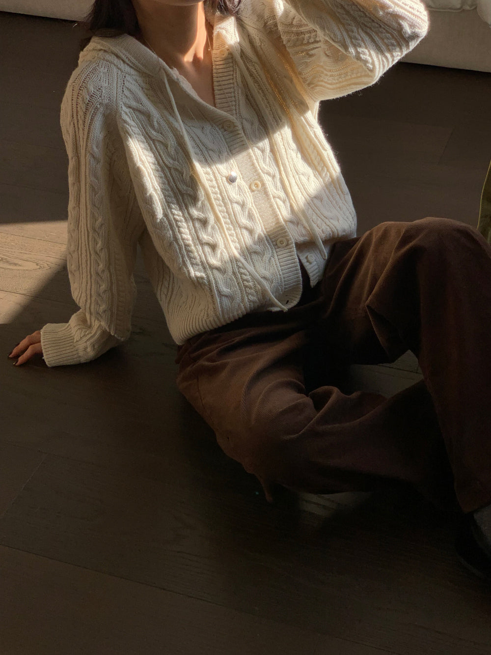 mona hood cardigan-3col