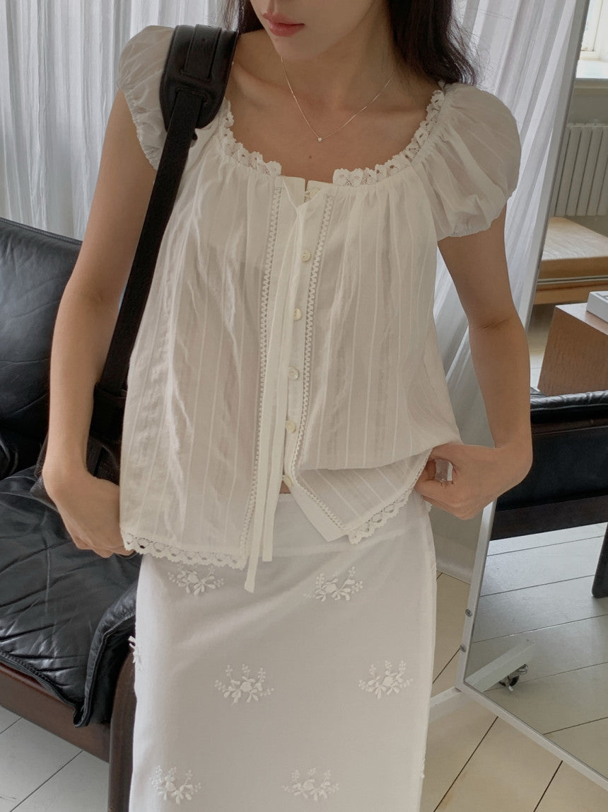 Peanut blouse
