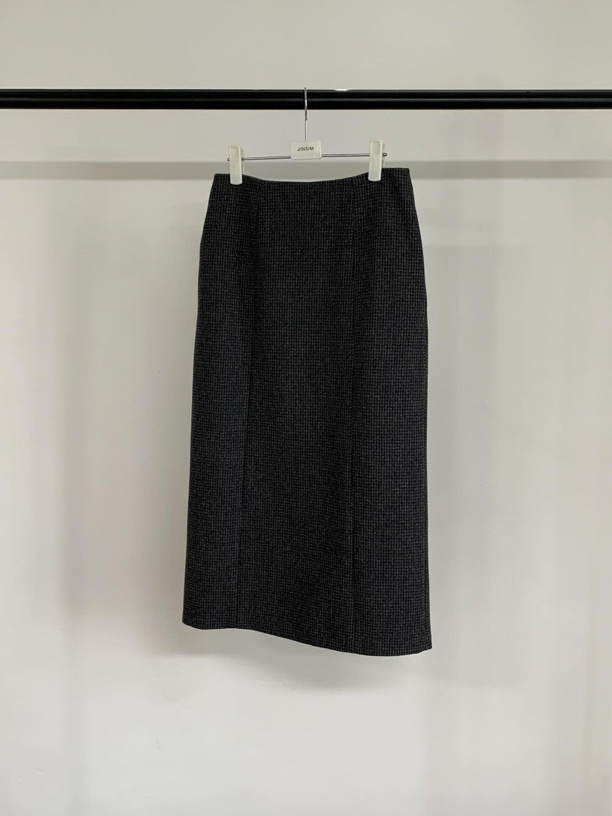 Sola wool check skirt