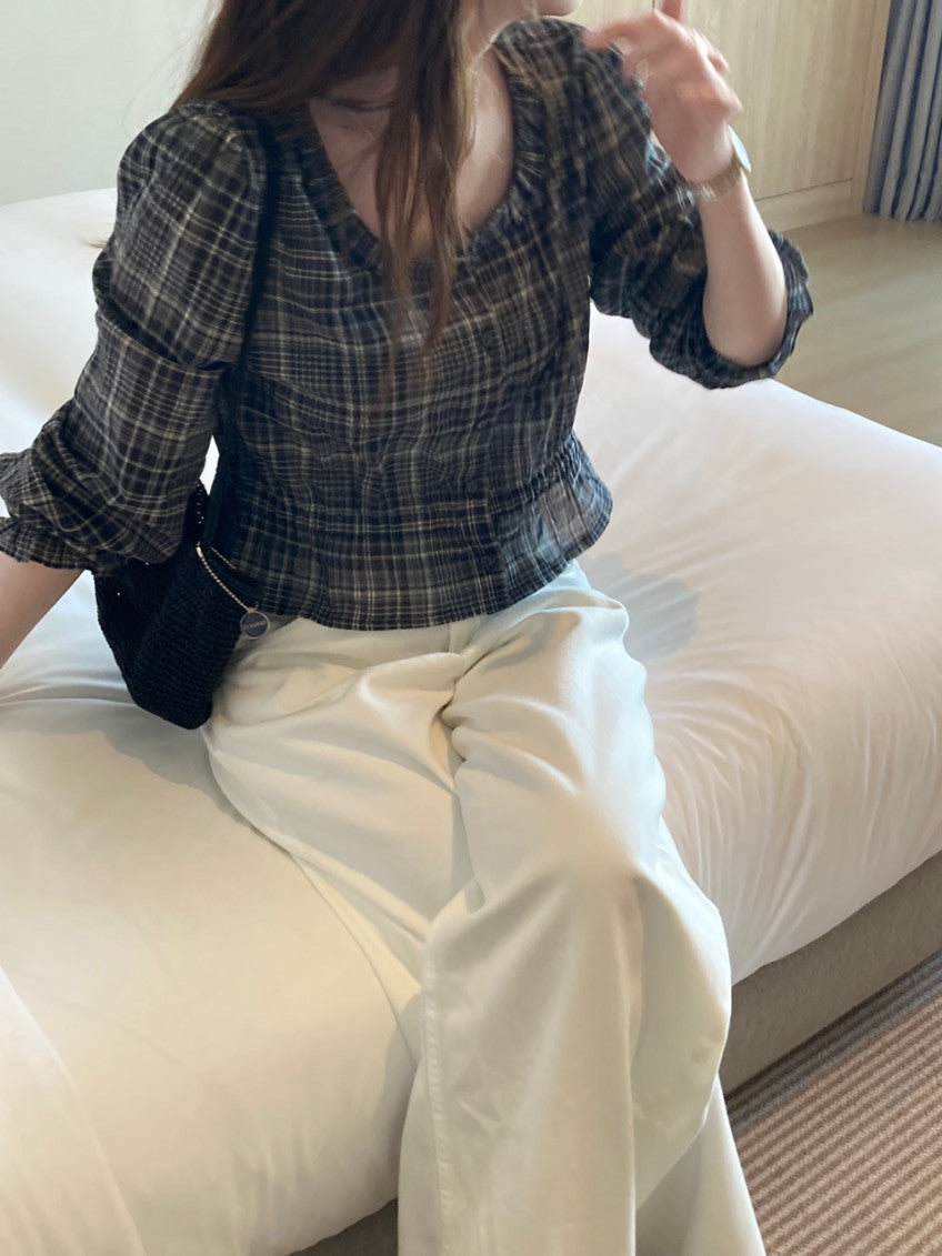 moen frill blouse-2col