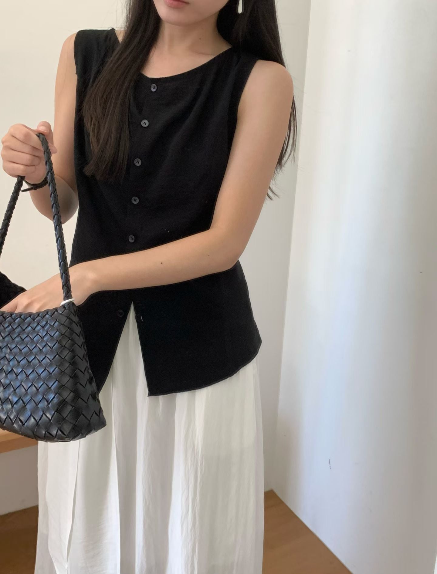 Leanne sleeveless-3col